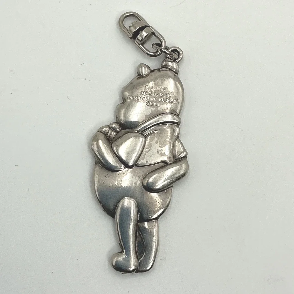Vintage Disney Winnie the Pooh Pewter Silver Tone Metal Keychain Clasp Bag Charm